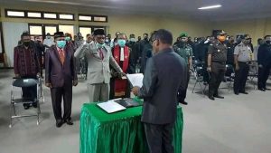 Mantan Kepala BKAD Alor Soni Alelang di Lantik jadi Sekda Alor