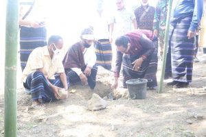 Wagub Letakan Batu Pertama Perpustakaan di Waturaka Ende