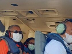 Pasca Bencana, Gubernur NTT Viktor Laiskodat Kunjungi Pulau Sabu Gunakan Helikopter