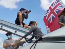 Sembako Untuk Korban Bencana di Sabu Raijua Dari Warga Australia