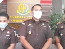 Kejari Oelamasi Tetapkan 8 Tersangka Dalam Kasus Korupsi PDAM Kabupaten Kupang