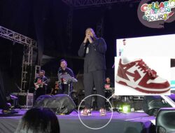 Sepatu Andmesh Kamaleng Curi Perhatian Saat Konser di Kupang, Segini Harganya