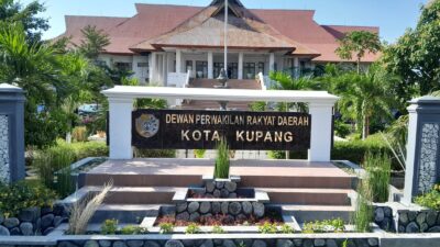 Diduga Telantarkan Istri dan Anak, Anggota DPRD Kota Kupang Dilaporkan ke BK dan Polda NTT