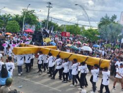 Galeri Foto Kemeriahan Prosesi Paskah 2025 Pemuda GMIT di Kota Kupang