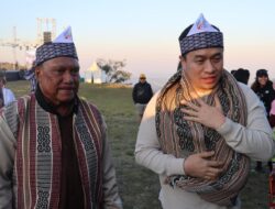 Wali Kota Kupang dan Istri Nikmati Festival Musim Dingin 2025 di TTS